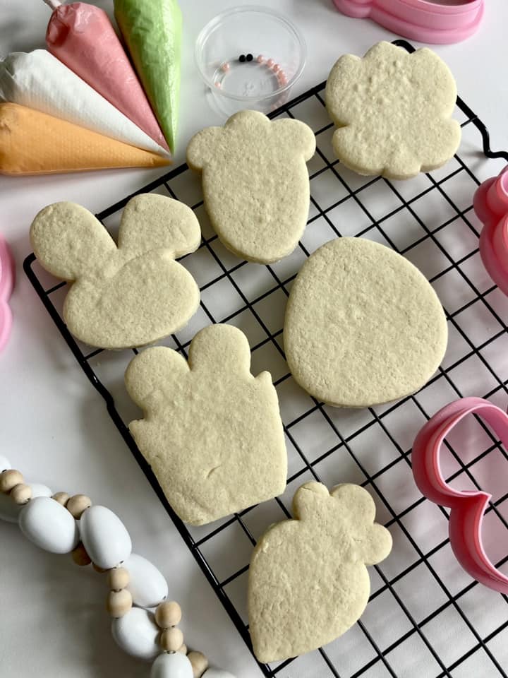 Themed Do-It-Yourself (DIY) Kit